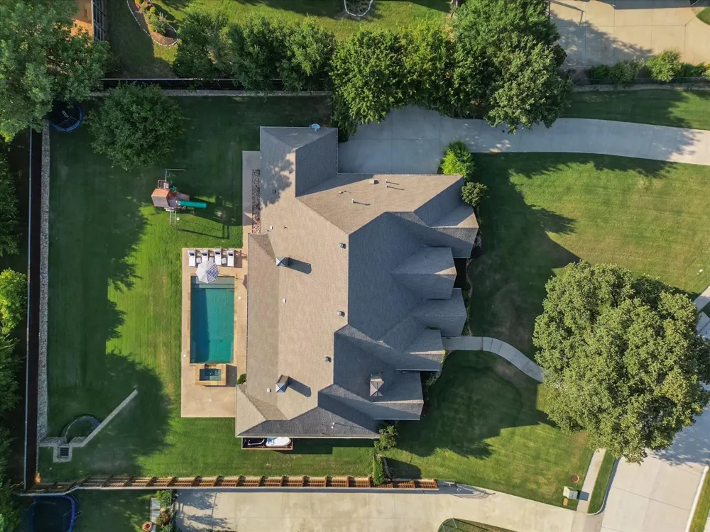 2042 Miracle Point(e) Drive Southlake, TX 76092