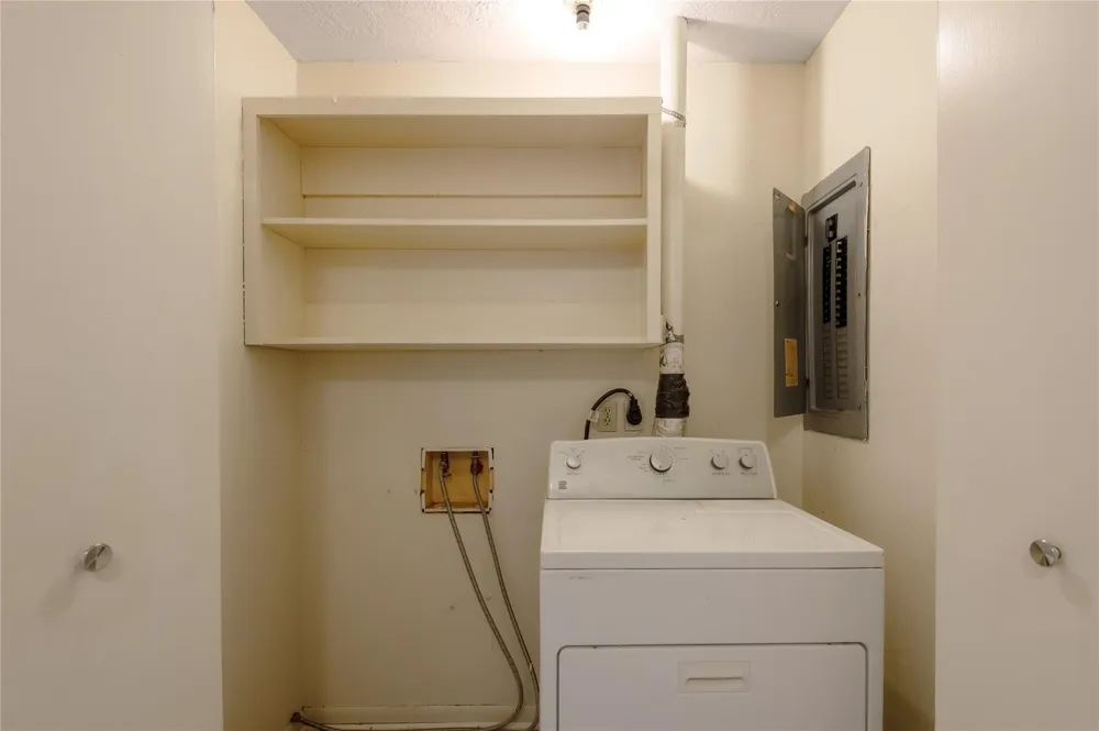 138 Summer Place #B Huntsville, TX 77340