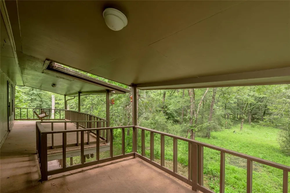 138 Summer Place #B Huntsville, TX 77340