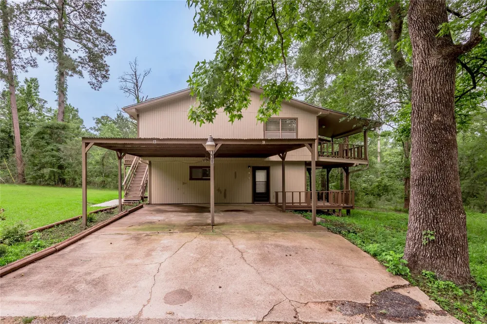 138 Summer Place #B Huntsville, TX 77340
