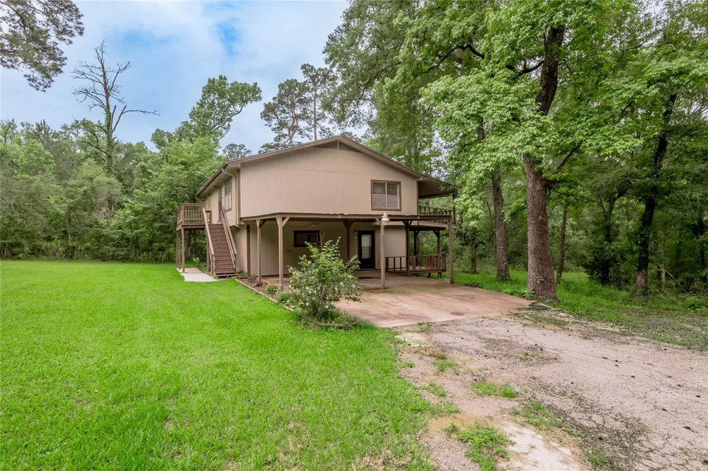 138 Summer Place #B Huntsville, TX 77340