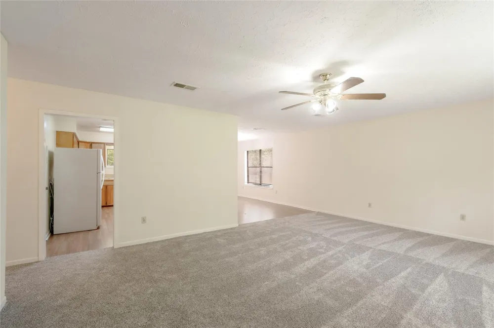 138 Summer Place #B Huntsville, TX 77340