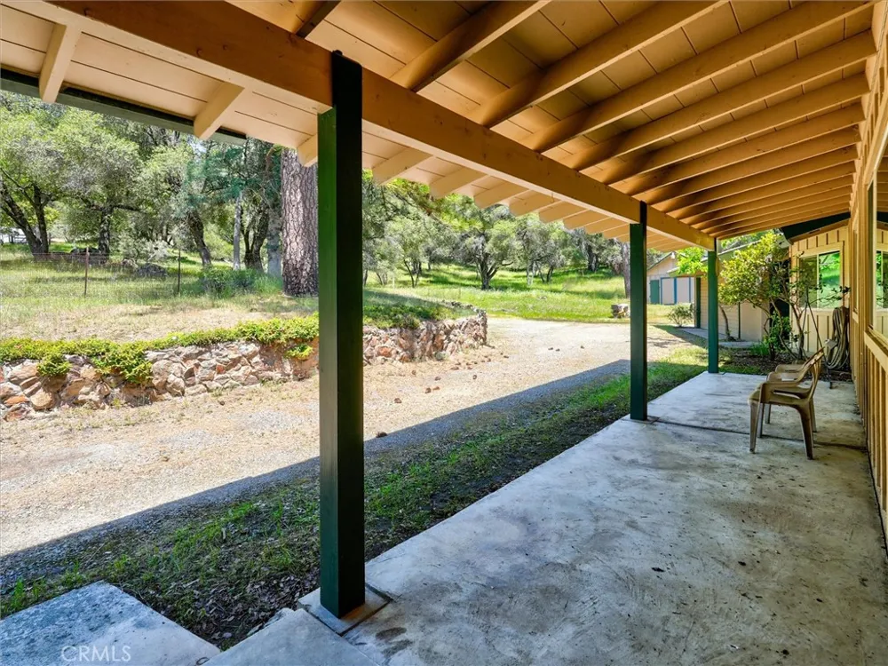 51300 Road 426 Oakhurst, CA 93644