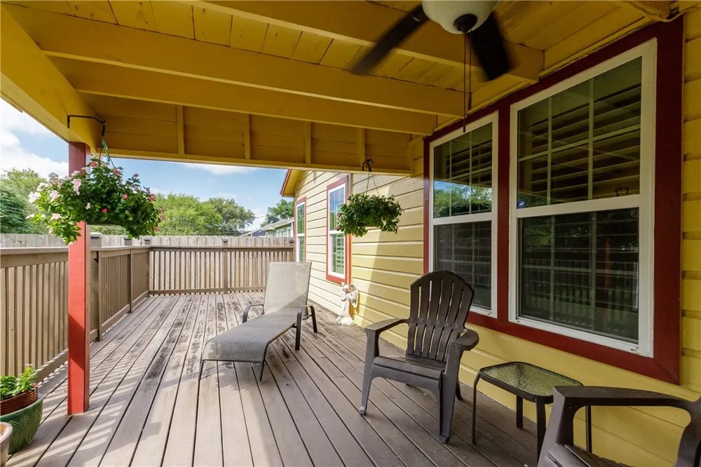 4002 Willow Street Corpus Christi, TX 78411
