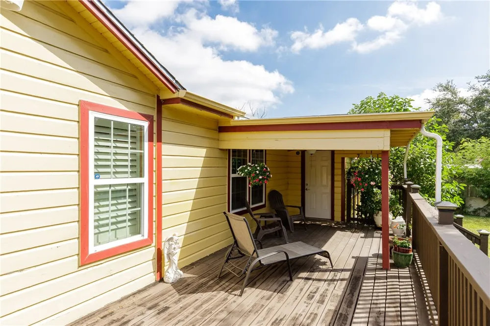 4002 Willow Street Corpus Christi, TX 78411