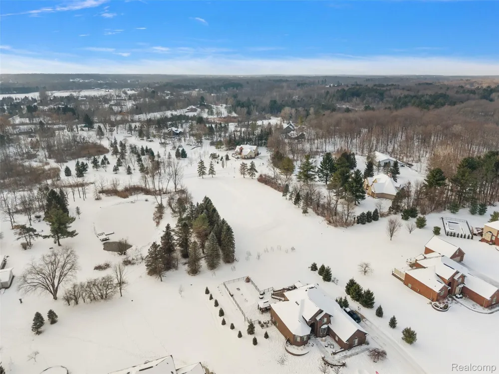 8267 Sandi Lane Bruce Township, MI 48065