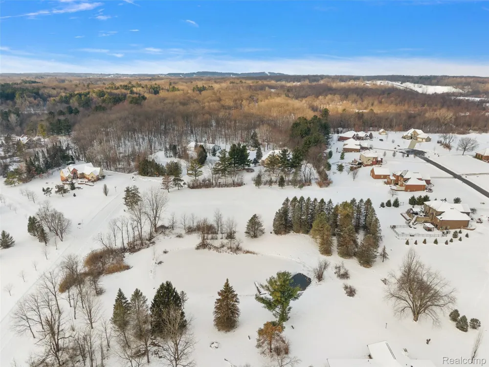 8267 Sandi Lane Bruce Township, MI 48065