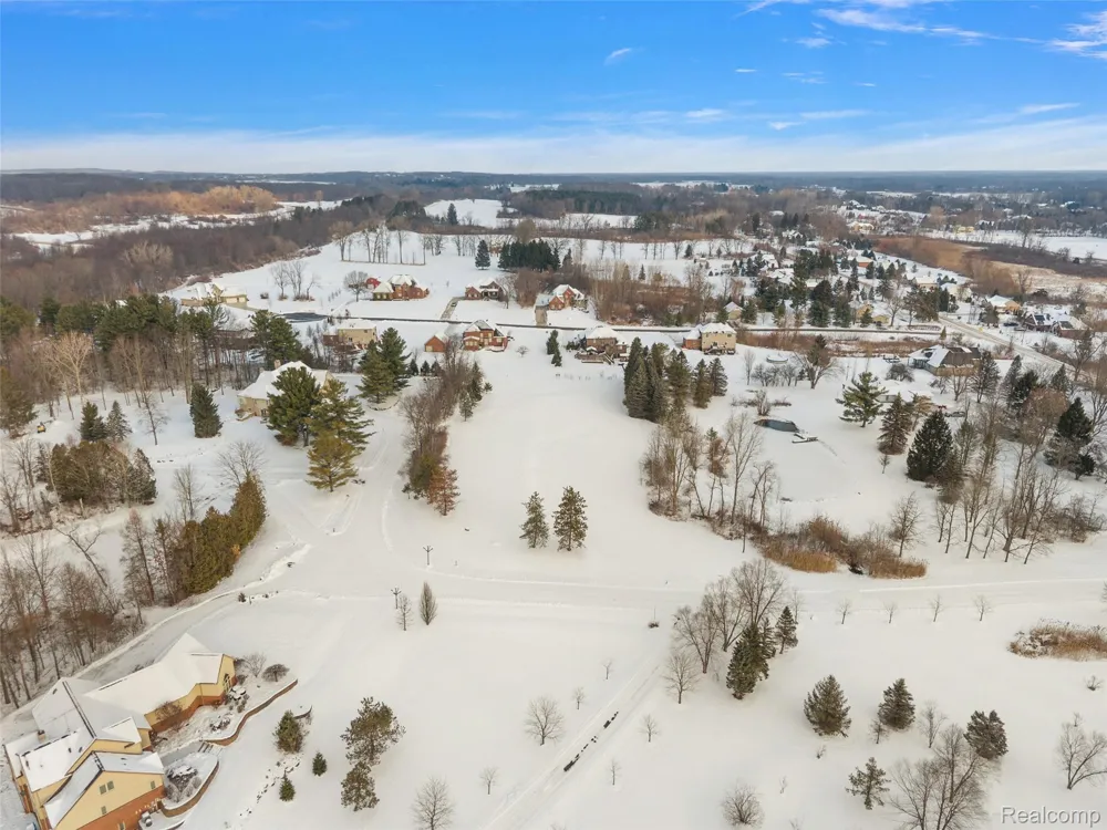 8267 Sandi Lane Bruce Township, MI 48065