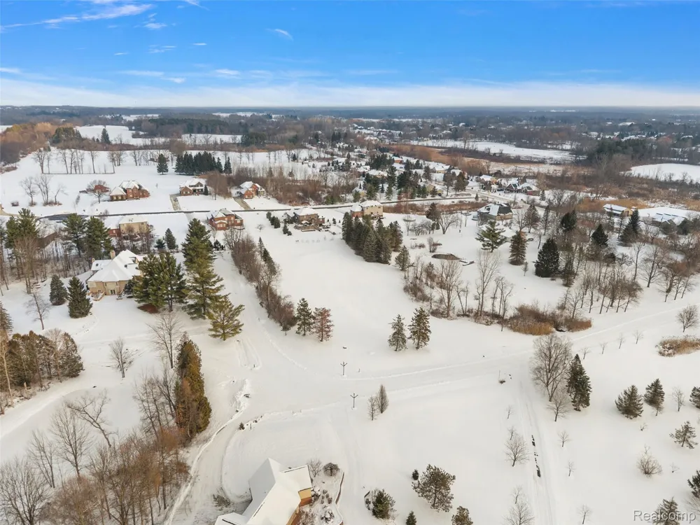 8267 Sandi Lane Bruce Township, MI 48065