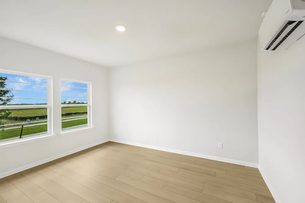 8601 Dongan Drive Austin, TX 78744