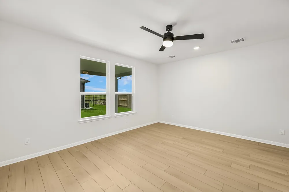 8601 Dongan Drive Austin, TX 78744