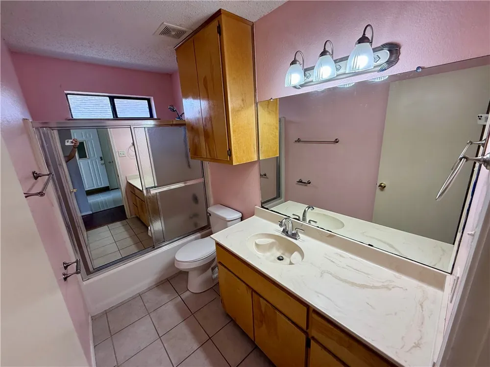 2221 Coronado Drive Ingleside, TX 78362