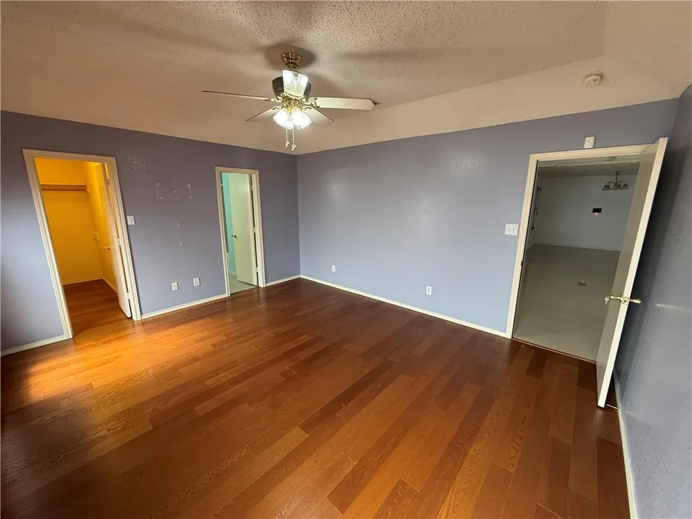 2221 Coronado Drive Ingleside, TX 78362