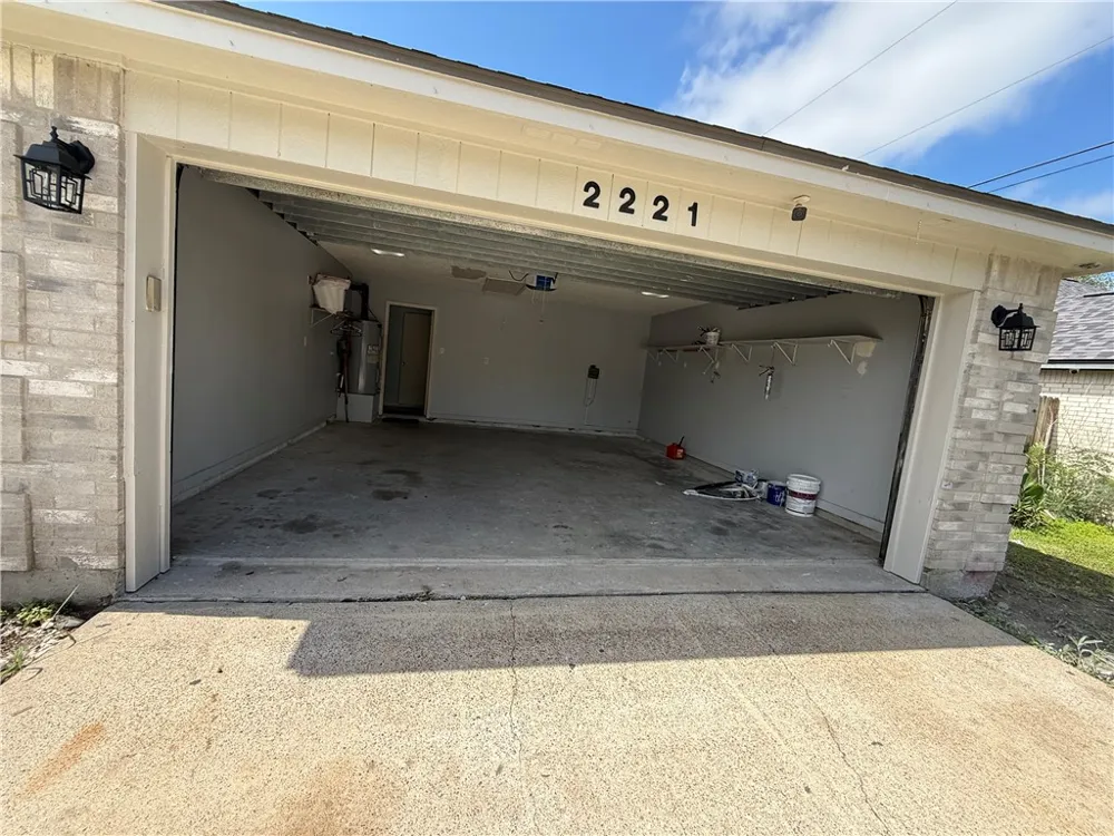 2221 Coronado Drive Ingleside, TX 78362