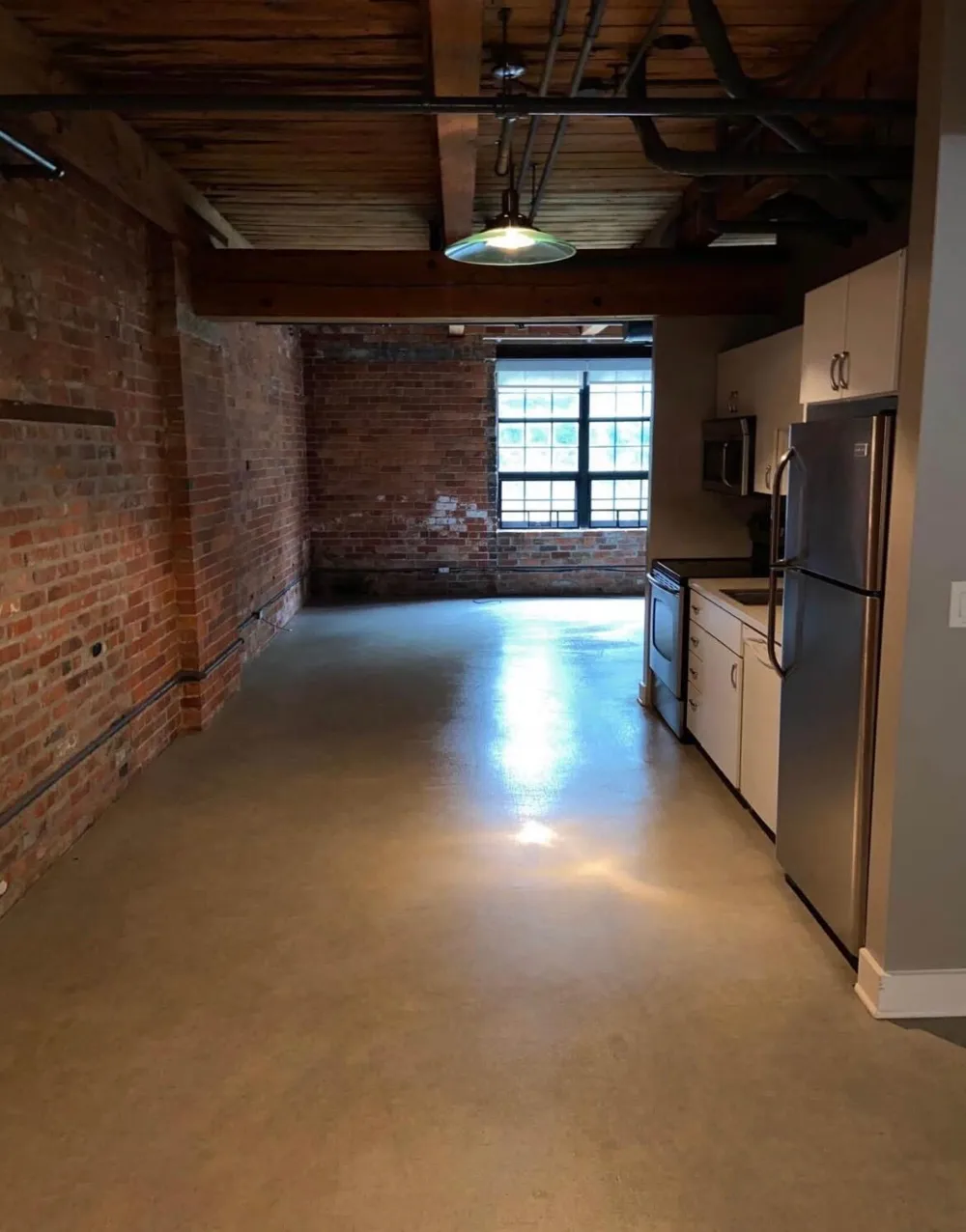 6533 E Jefferson Avenue #LL06 Detroit City, MI 48207