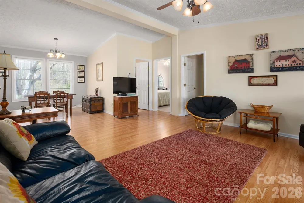 2504 Cottage Lane Liberty Hill, SC 29074