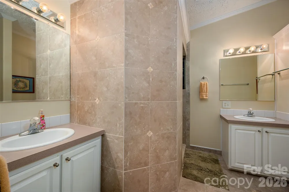 2504 Cottage Lane Liberty Hill, SC 29074