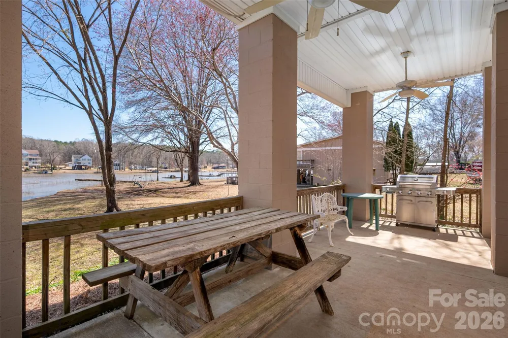 2504 Cottage Lane Liberty Hill, SC 29074