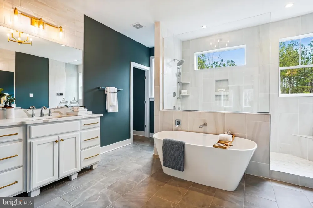 4575 PADGETT ROAD White Plains, MD 20695