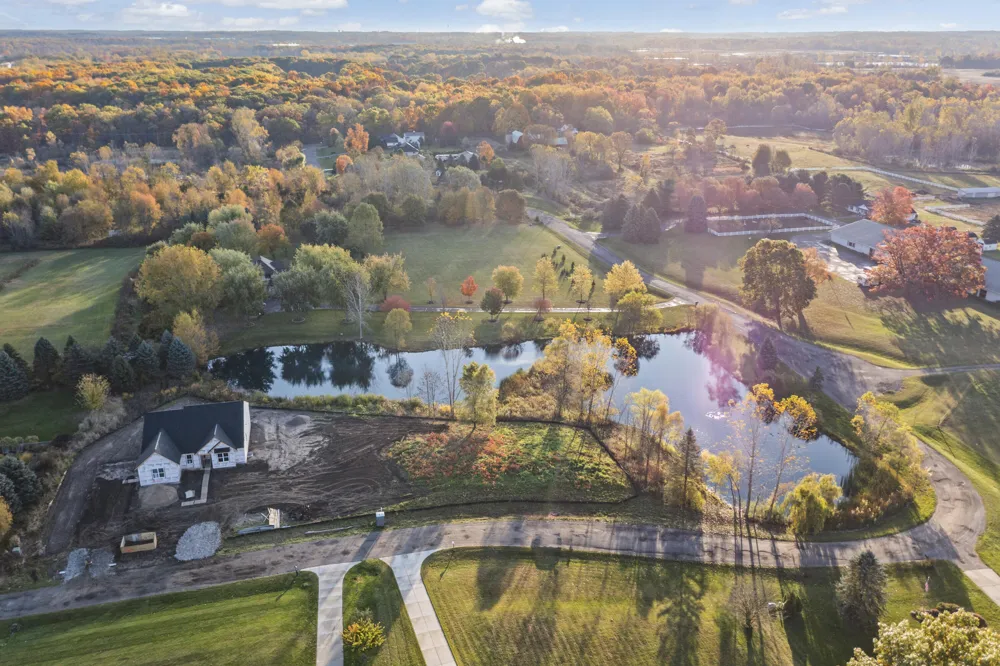 28510 Coyote Court New Hudson, MI 48165