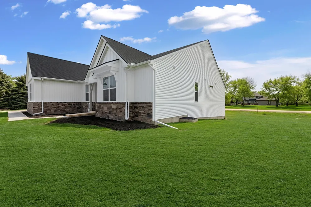 28510 Coyote Court New Hudson, MI 48165