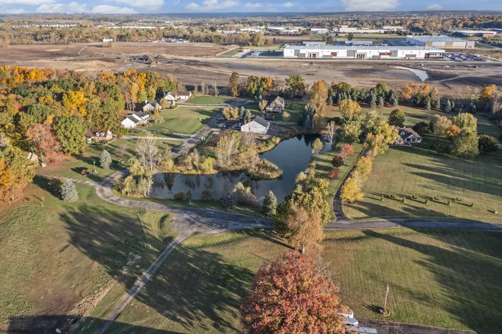 28510 Coyote Court New Hudson, MI 48165