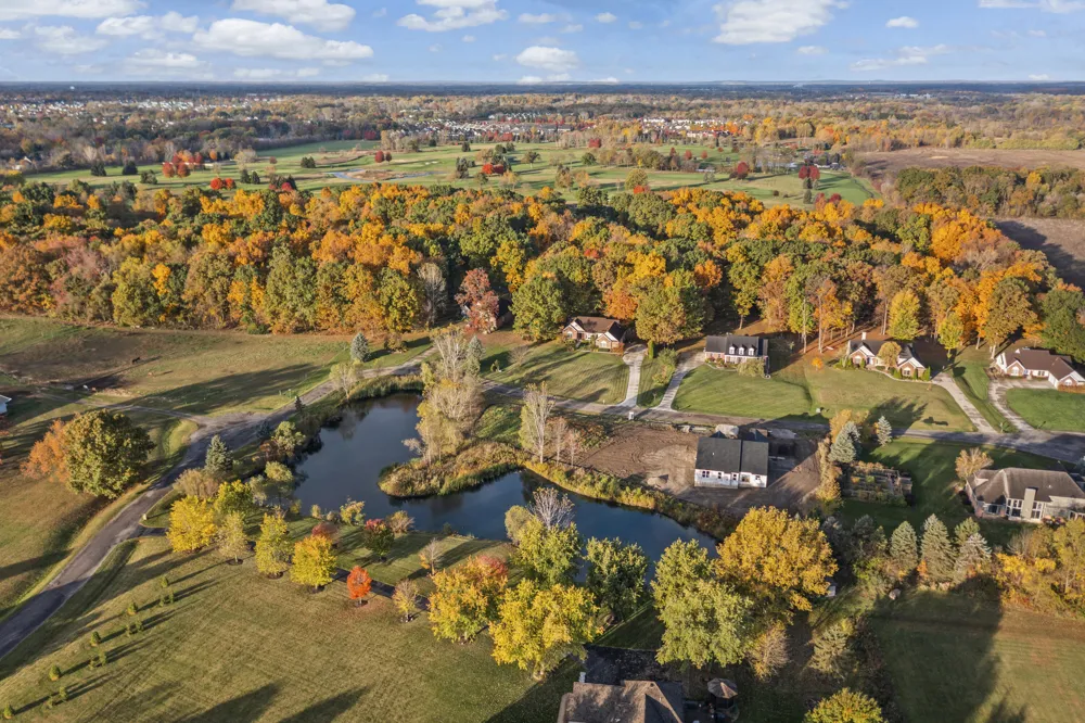 28510 Coyote Court New Hudson, MI 48165