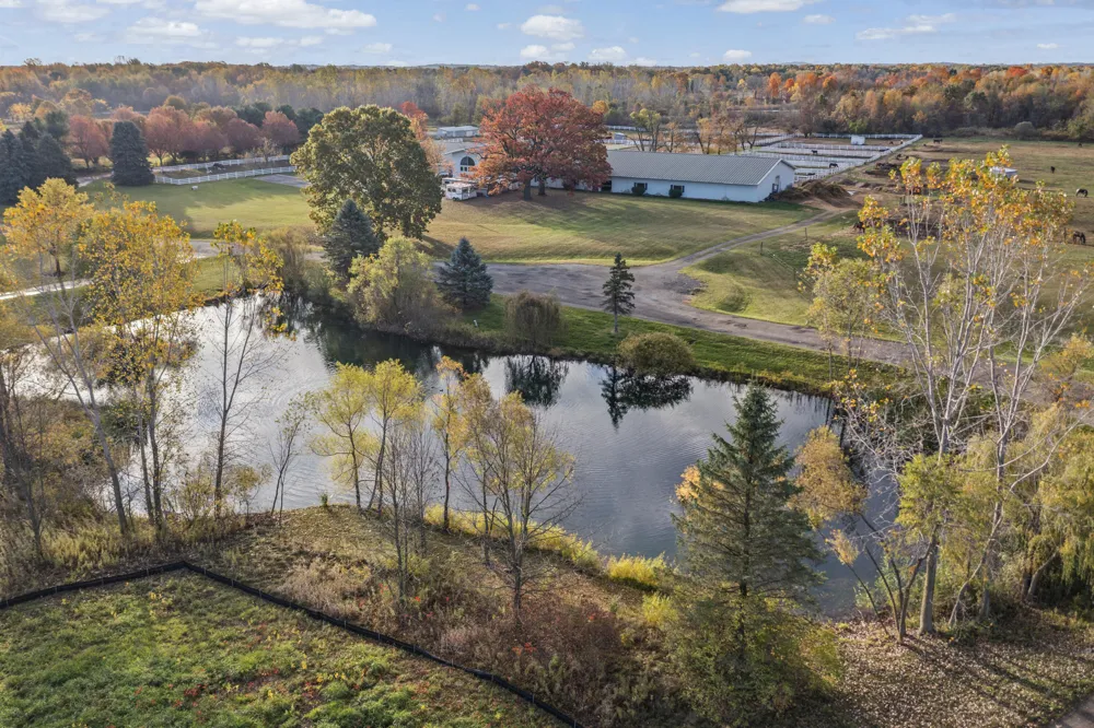 28510 Coyote Court New Hudson, MI 48165