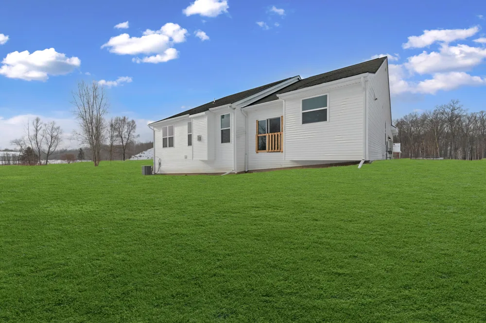28510 Coyote Court New Hudson, MI 48165