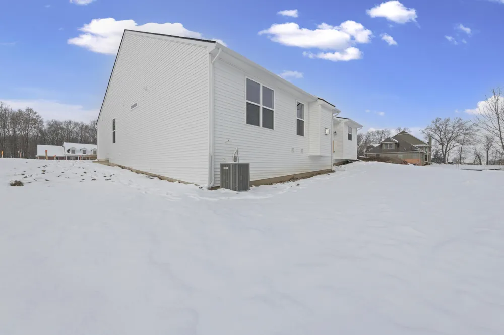 28510 Coyote Court New Hudson, MI 48165
