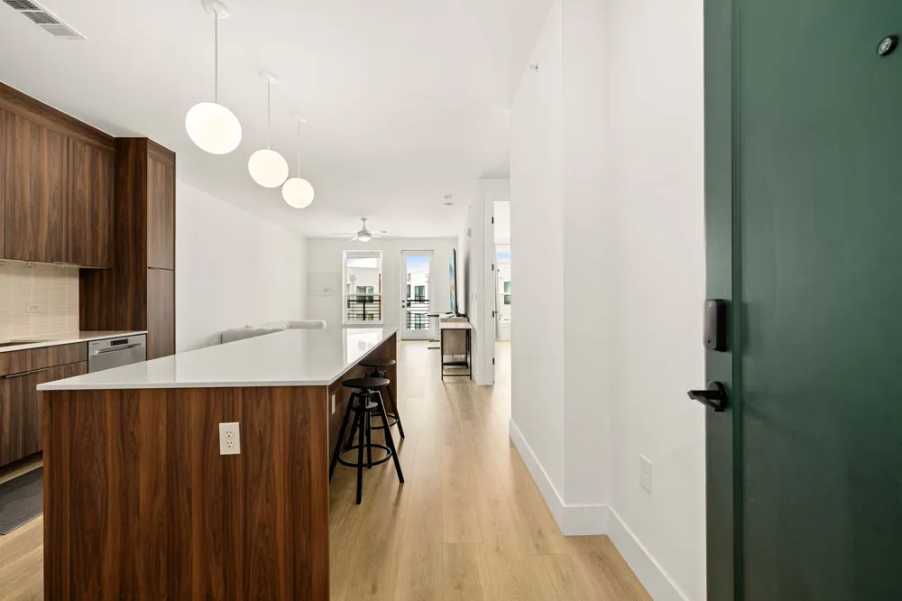 1701 Simond Avenue #612 Austin, TX 78723
