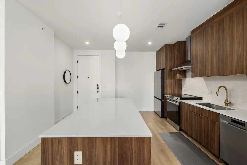1701 Simond Avenue #612 Austin, TX 78723