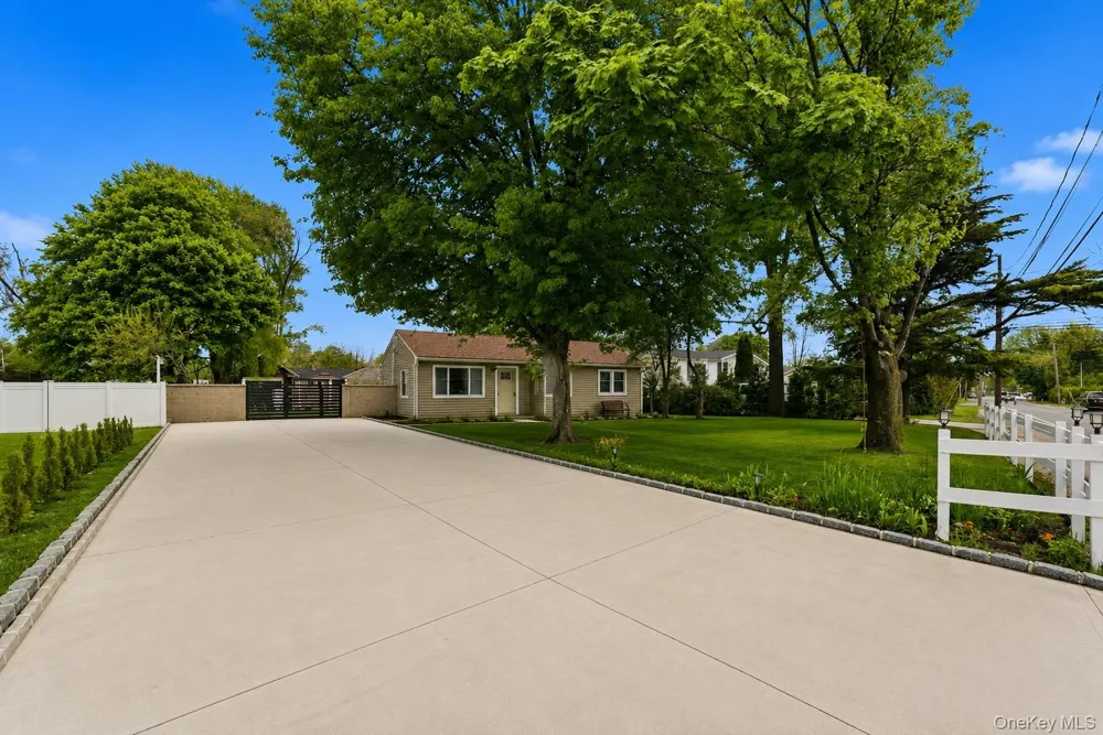 1016 Howells Road Bay Shore, NY 11706
