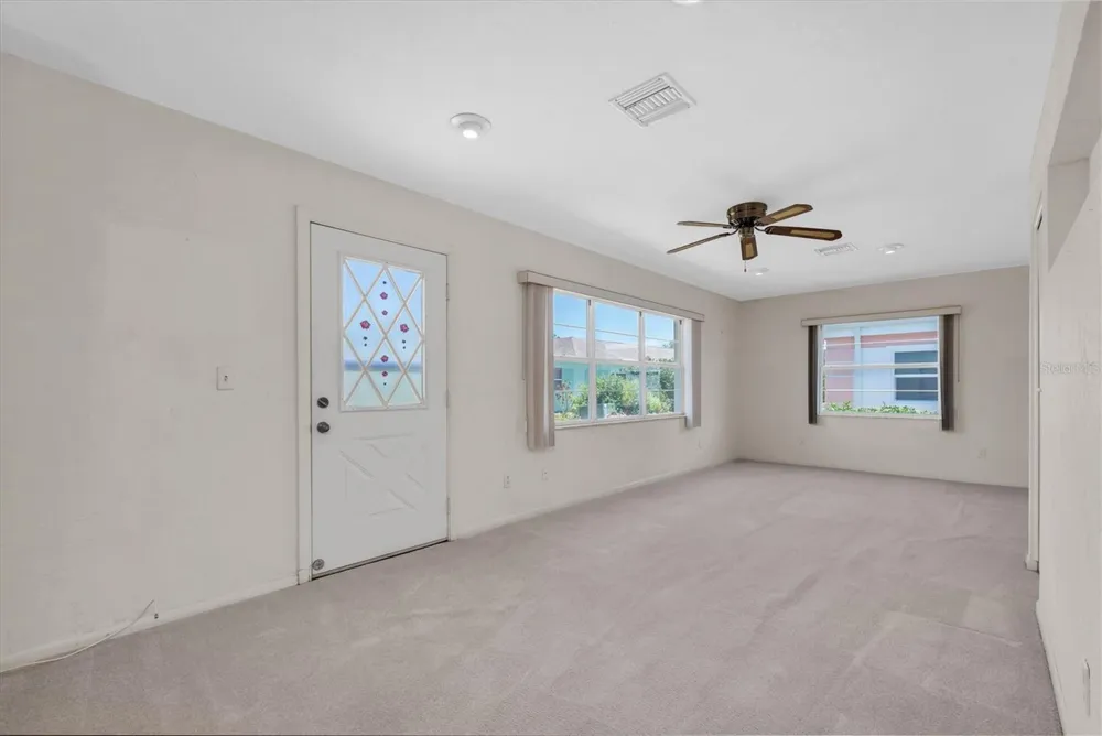 8241 BRENTWOOD ROAD #8241 Seminole, FL 33777