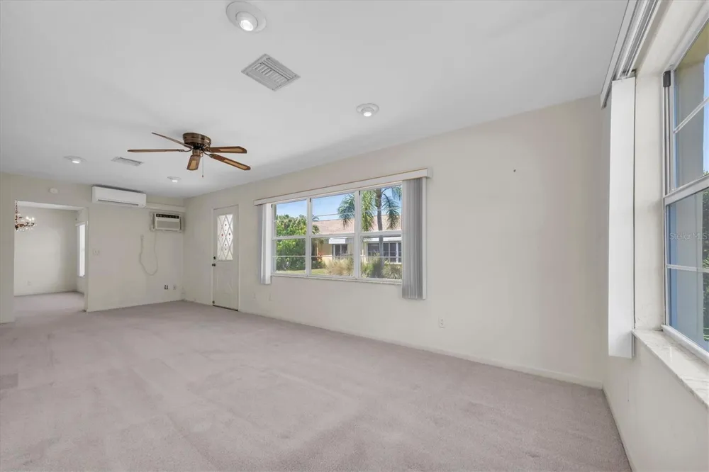 8241 BRENTWOOD ROAD #8241 Seminole, FL 33777