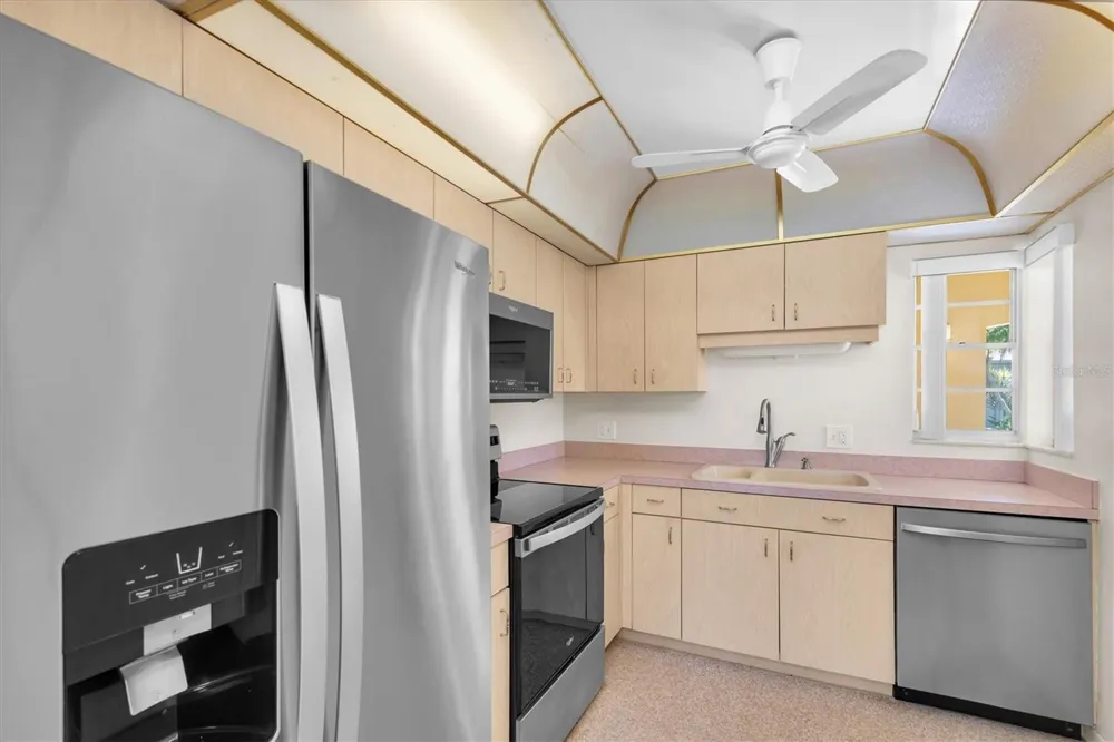 8241 BRENTWOOD ROAD #8241 Seminole, FL 33777