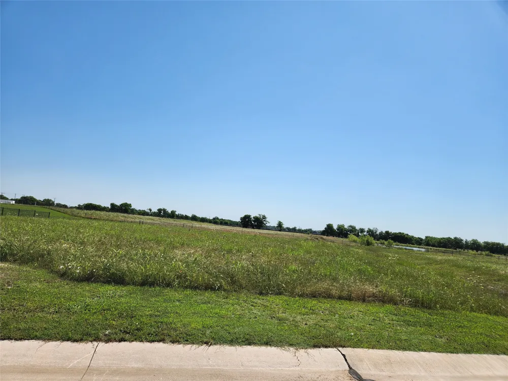 4777 Sarah Drive Caddo Mills, TX 75135