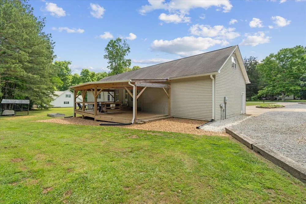 90 Sunset Drive Summerville, GA 30747