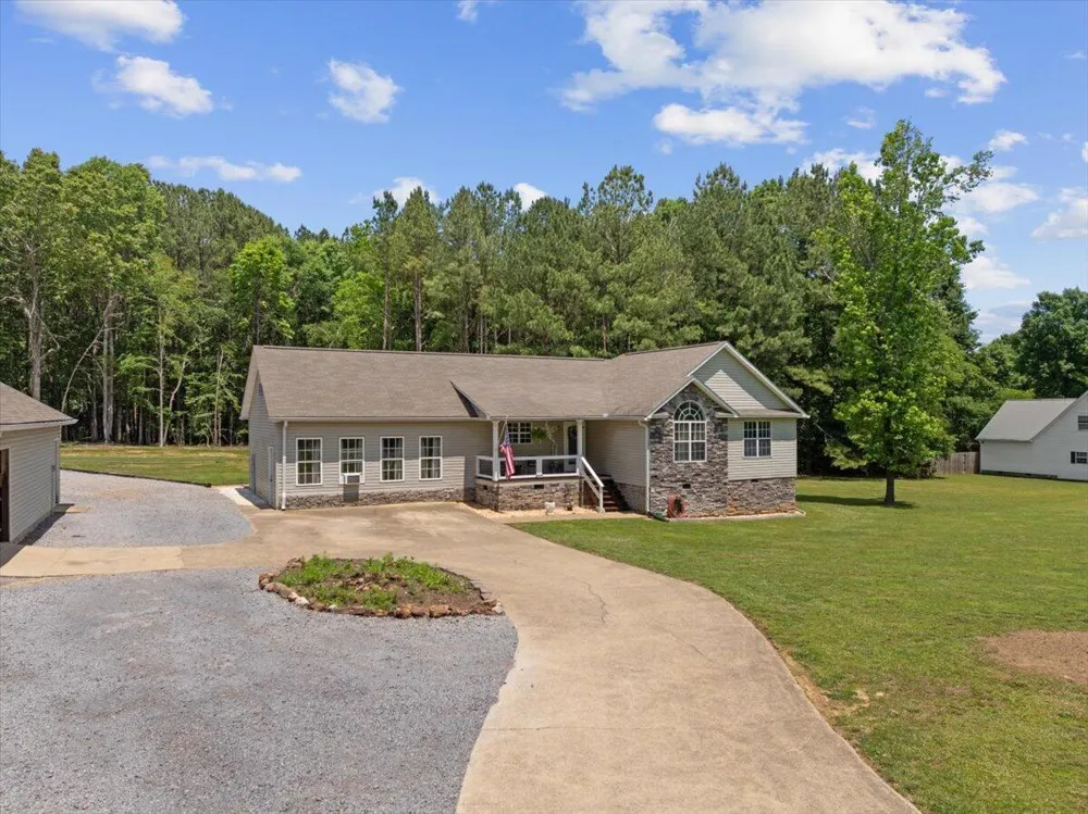 90 Sunset Drive Summerville, GA 30747