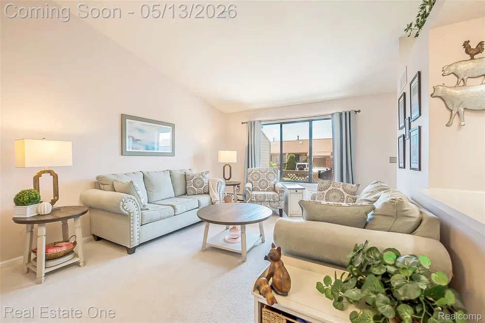 61962 YORKTOWN DRIVE #2 South Lyon City, MI 48178