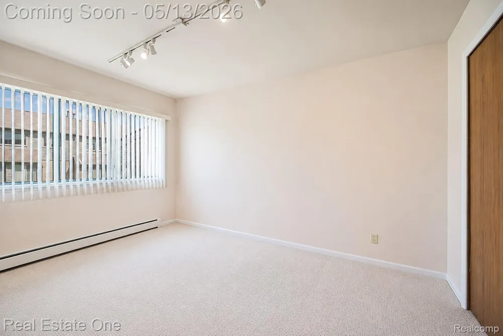 61962 YORKTOWN DRIVE #2 South Lyon City, MI 48178