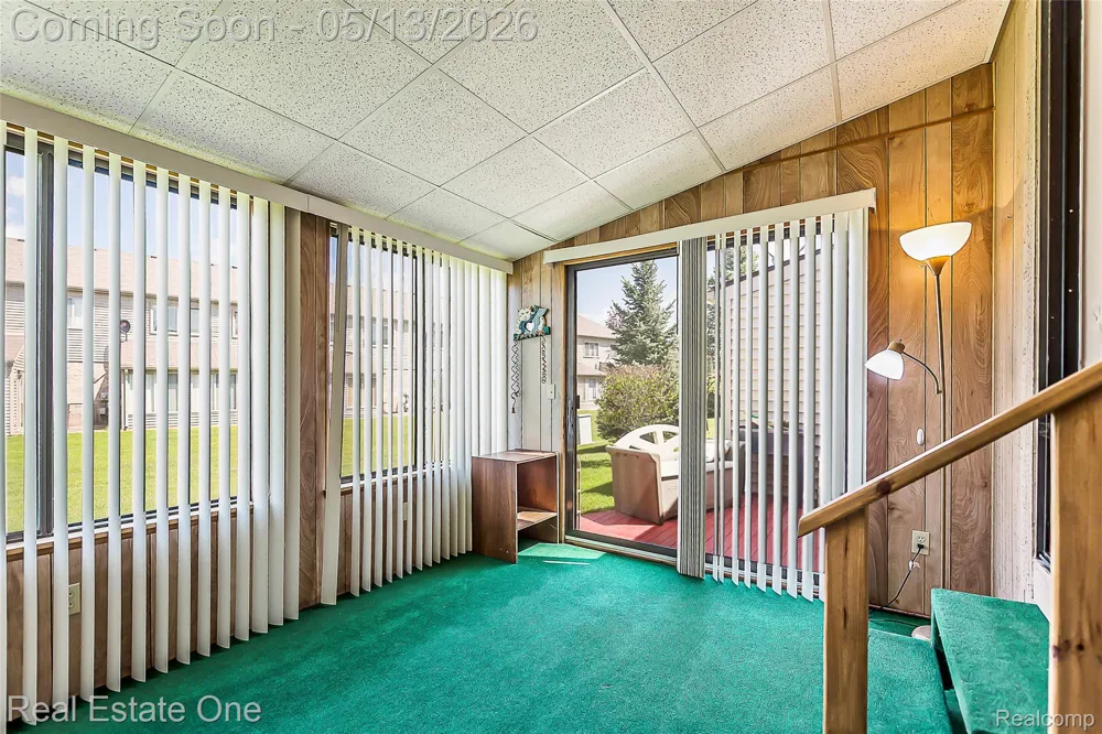 61962 YORKTOWN DRIVE #2 South Lyon City, MI 48178