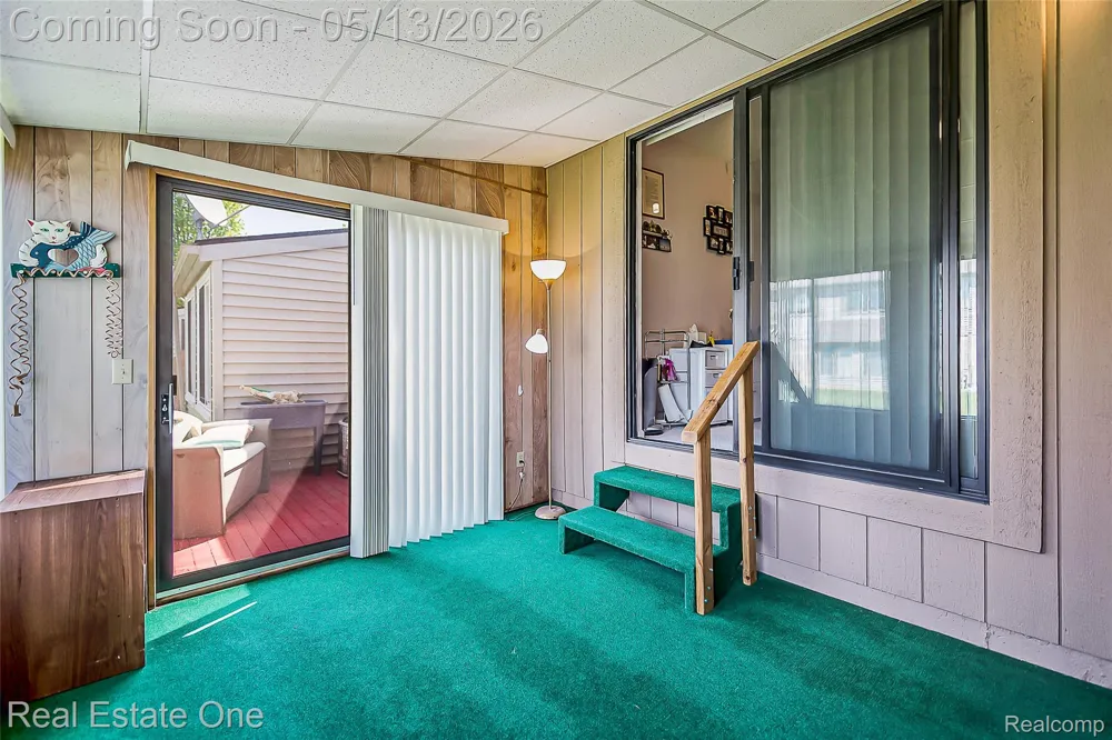 61962 YORKTOWN DRIVE #2 South Lyon City, MI 48178