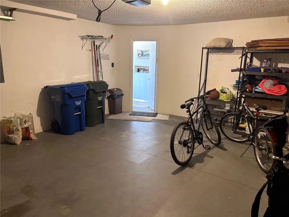 9122 JAKES PATH Largo, FL 33771