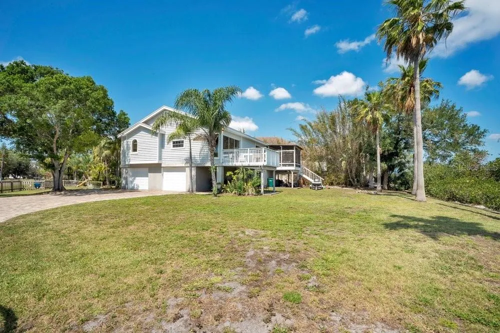3858 SHORE BOULEVARD Oldsmar, FL 34677