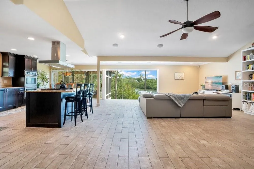 3858 SHORE BOULEVARD Oldsmar, FL 34677