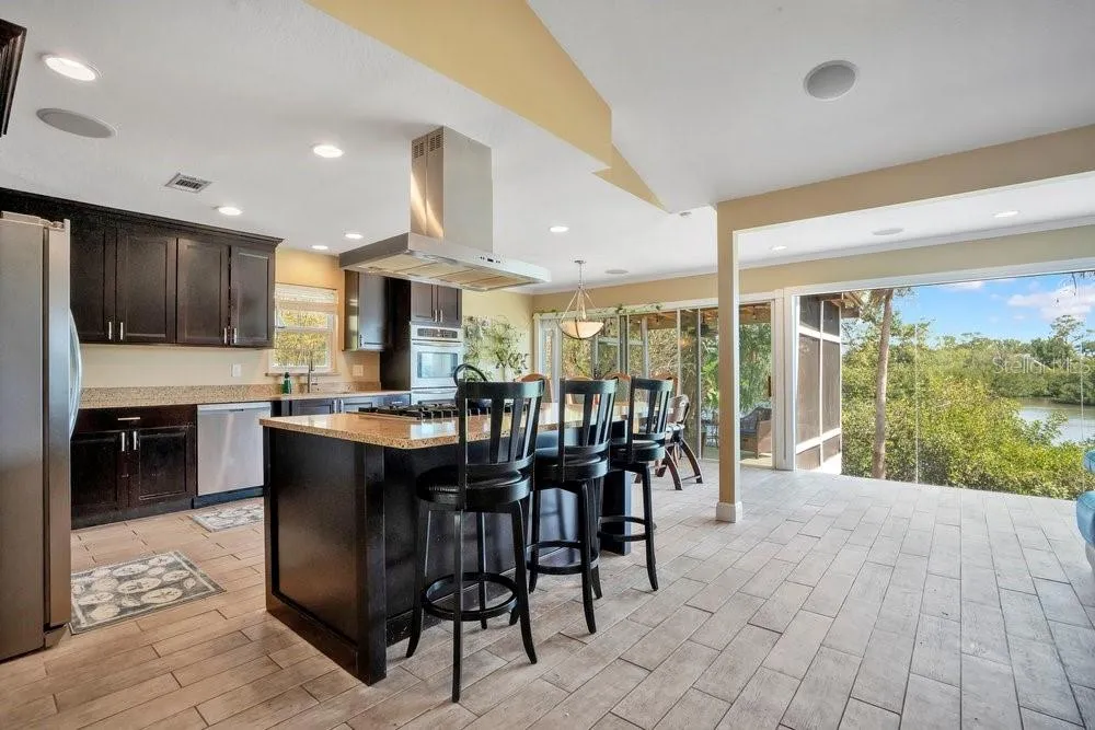 3858 SHORE BOULEVARD Oldsmar, FL 34677