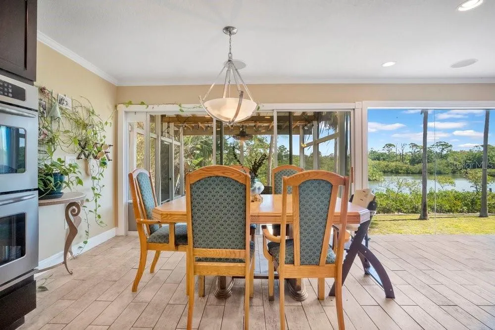 3858 SHORE BOULEVARD Oldsmar, FL 34677