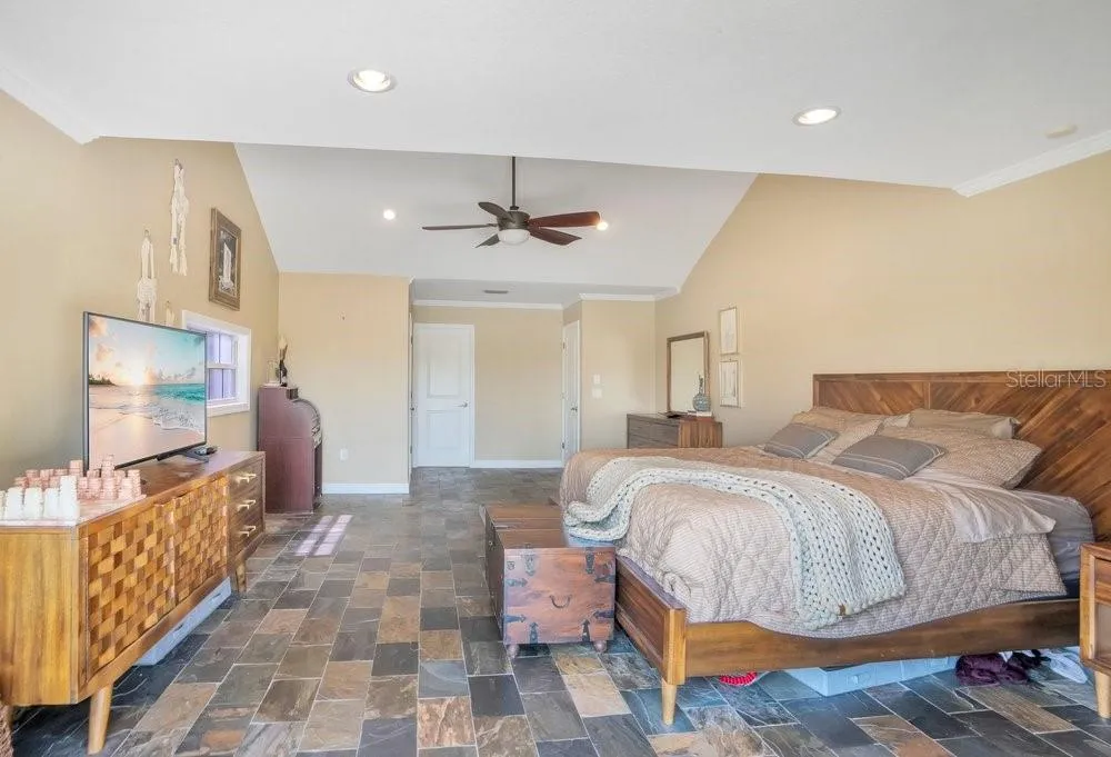3858 SHORE BOULEVARD Oldsmar, FL 34677