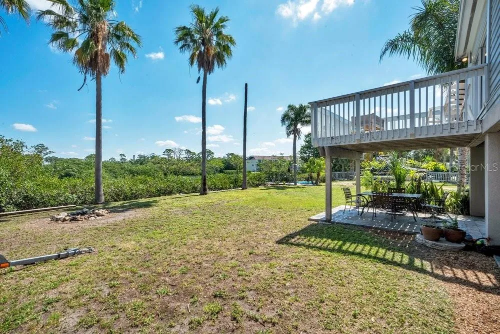 3858 SHORE BOULEVARD Oldsmar, FL 34677